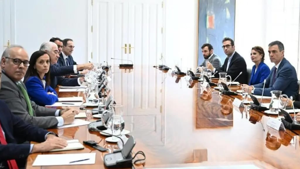 España exige explicaciones tras apagón masivo: Gobierno solicita datos técnicos completos a las eléctricas