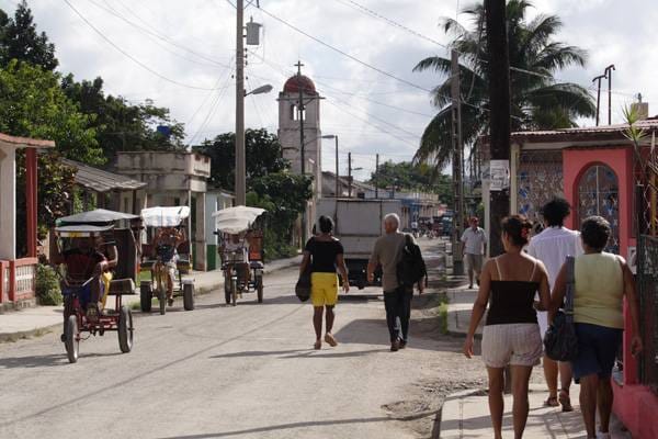 Preocupación en Santa Cruz del Norte tras asalto a una pareja para robarle su moto