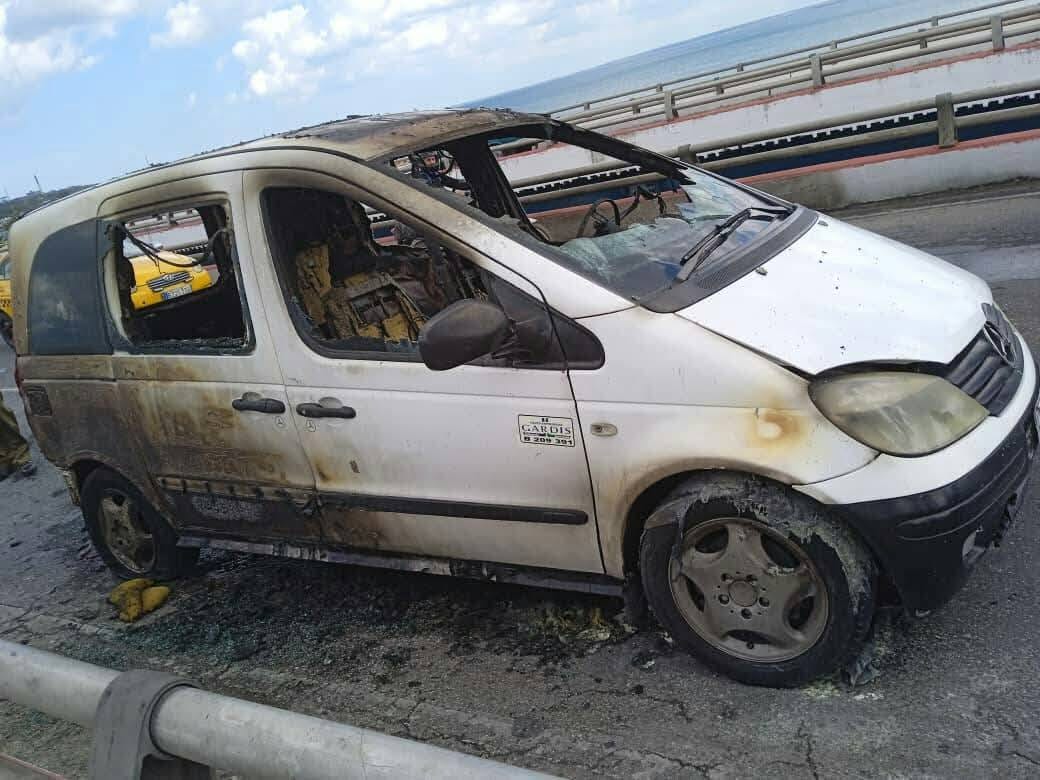 Aumento de la accidentalidad en Cuba: Un auto se incendia en Matanzas por desperfecto técnico