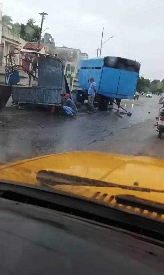 ACCIDENTE DE TRÁNSITO EN LA HABANA DEJA INCIERTA LA SITUACIÓN DE LOS INVOLUCRADOS