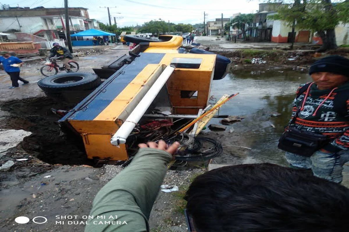 Accidente de tránsito en Holguín por mal estado del puente de Pueblo Nuevo