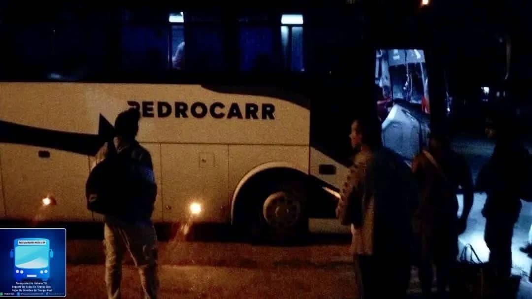 Ataque con piedras impacta ómnibus interprovincial de la mipyme PedroCarr; segundo incidente en menos de una semana