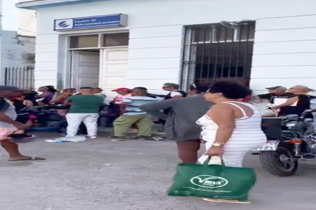 Riña en la cola de ETECSA en Guanabacoa refleja el aumento de la tensión social en La Habana