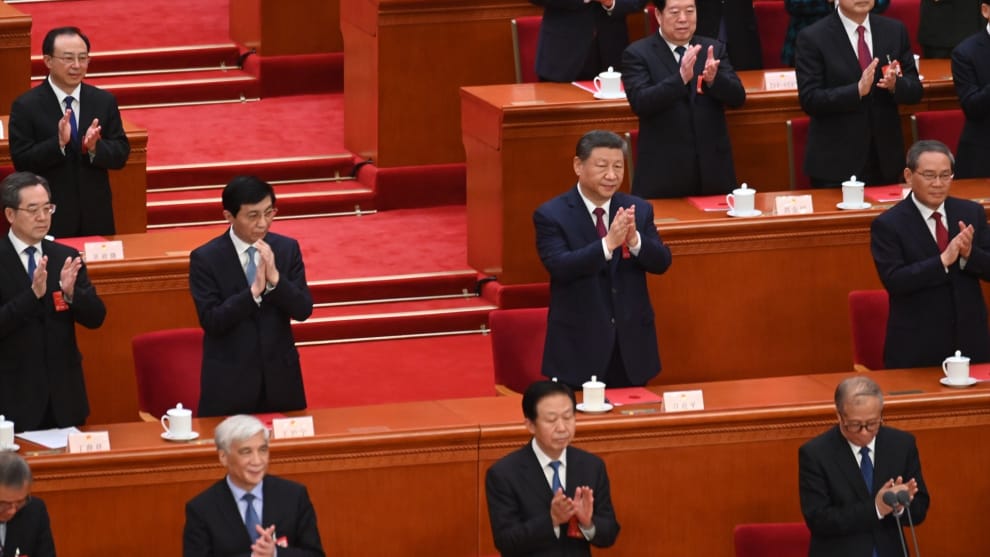 China insta a Estados Unidos a poner fin a la guerra comercial tras la caída de los mercados