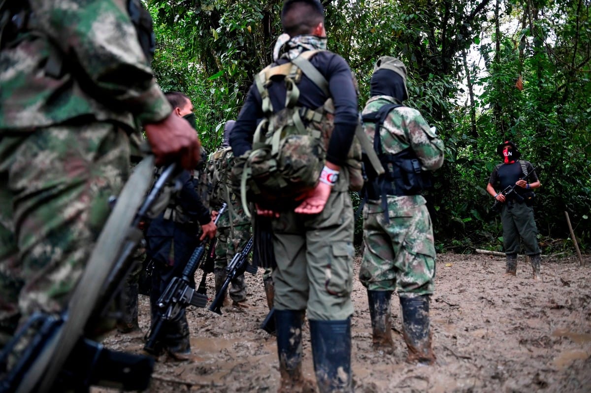 Se eleva a 80 el número de muertos por enfrentamientos entre ELN y disidencias de las FARC en el norte de Colombia