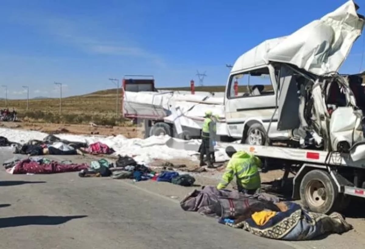 Grave accidente de autobús en Bolivia deja al menos 31 muertos y 15 heridos