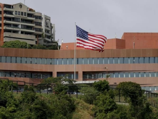 Diplomáticos estadounidenses realizan visita técnica a Caracas para evaluar presencia diplomática