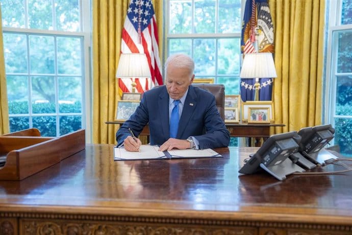 Biden otorga nuevos indultos y amplía su récord como el presidente con más beneficiarios