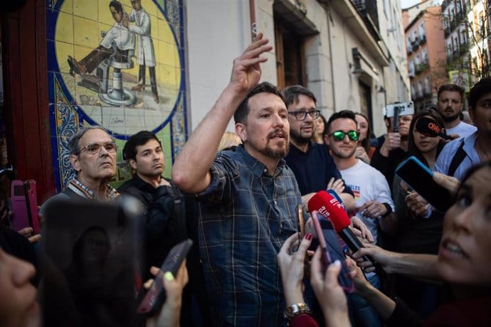 El Ayuntamiento de Madrid multa a Pablo Iglesias por exceso de aforo en la Taberna Garibaldi