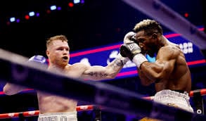 Canelo Álvarez Recupera su Trono: Derrota a William Scull y Reafirma su Legado como Campeón Indiscutido del Peso Supermediano
