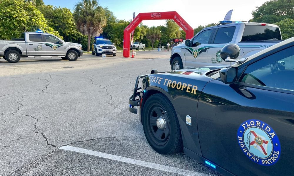 Patrulla de Carreteras de Florida tendrá facultades para detener migrantes y entregarlos al ICE