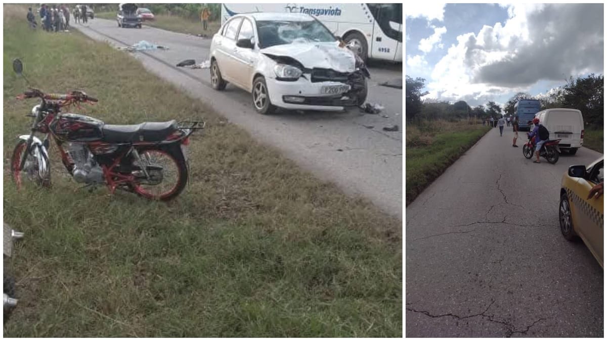 Accidente de tráfico con coche y moto dañados
