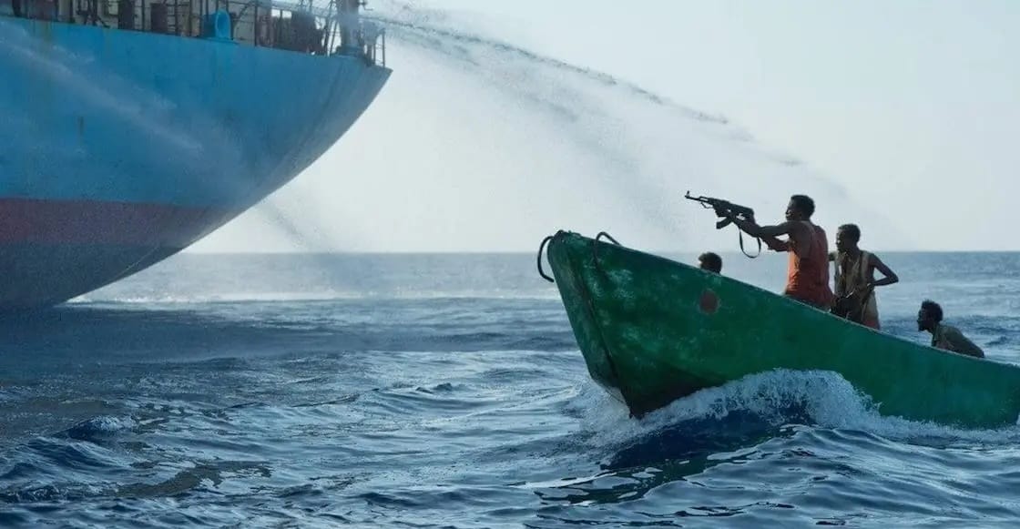 Piratería en Aguas Mexicanas: Asaltantes Armados Atacan Dos Plataformas Petroleras de Pemex