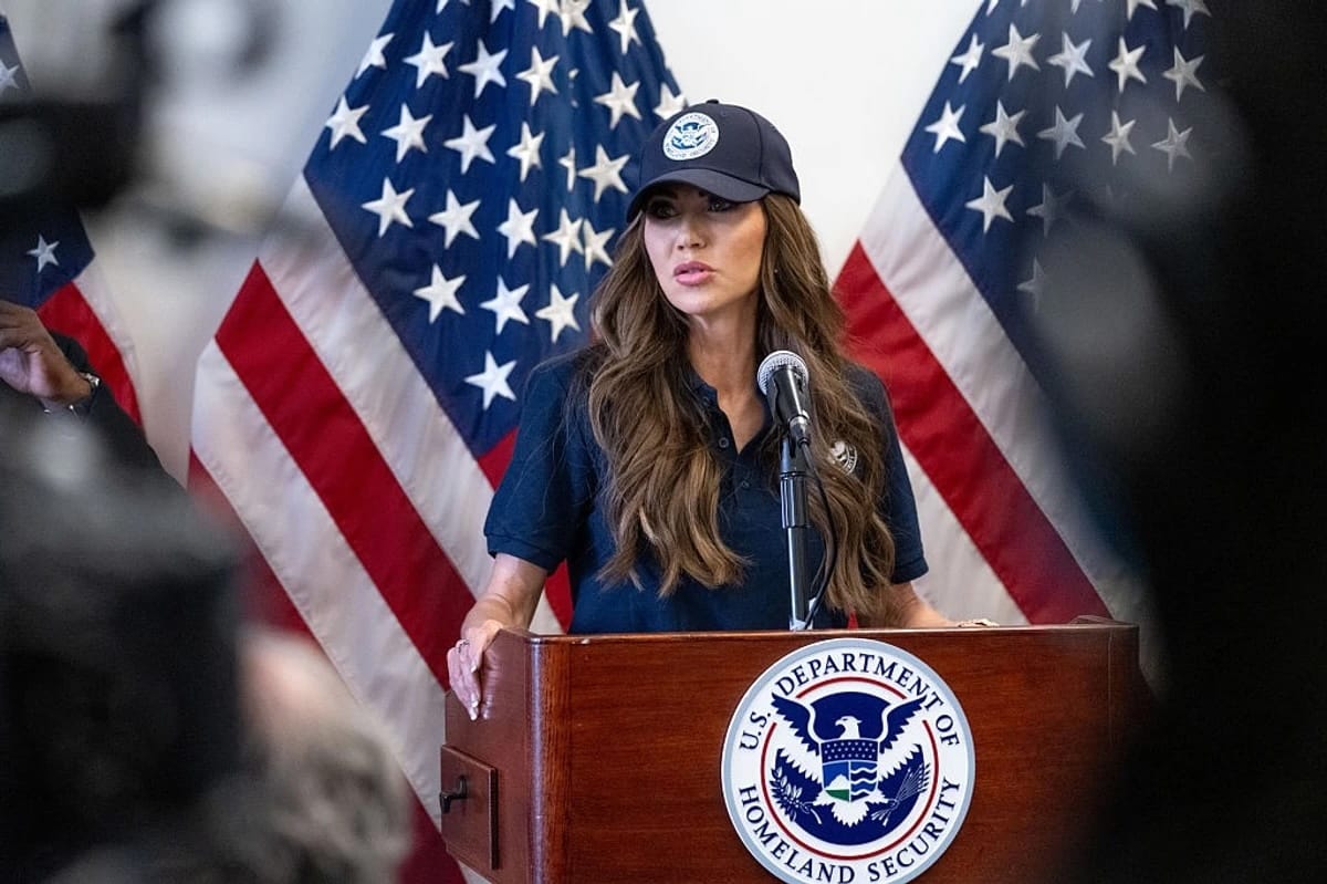 Estados Unidos ofrece hasta 3.000 dólares para incentivar la salida voluntaria de inmigrantes indocumentados