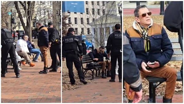 Policías conversando con hombres en banco del parque