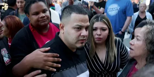Kilmar Ábrego García reaparece como hombre libre tras salir de la custodia de ICE y reencontrarse con su familia en Maryland
