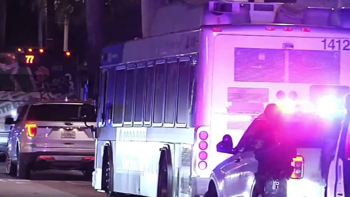 Conductor de autobús en Miami Gardens dispara a dos pasajeros tras altercado