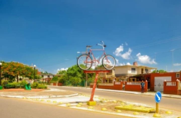 Cárdenas despierta sin su símbolo: desaparece el monumento a la bicicleta