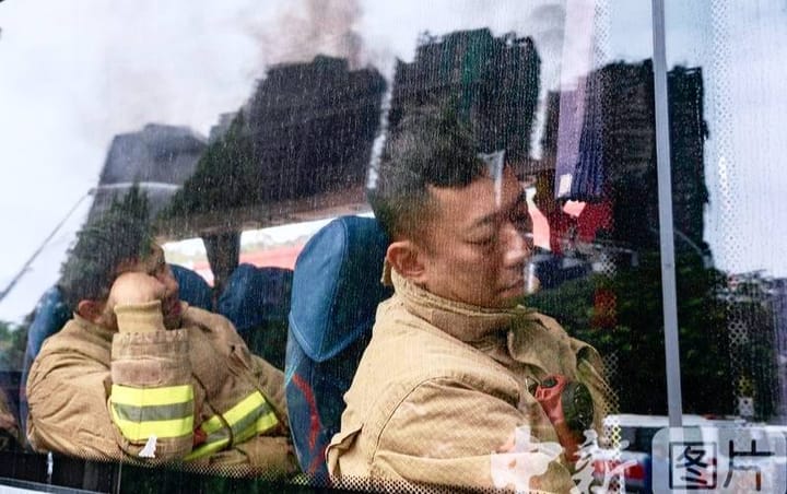 ACTUALIZACIÓN | Hong Kong enfrenta su peor tragedia en décadas tras incendio que arrasó ocho edificios residenciales