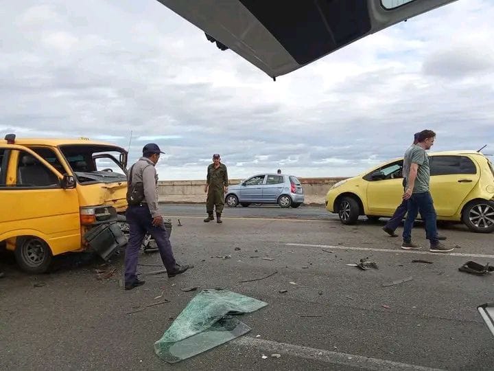 Accidente en el Malecón deja varios heridos, entre ellos una menor