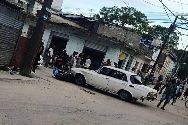 Accidente de tránsito en Guanabacoa deja dos mujeres lesionadas sin gravedad