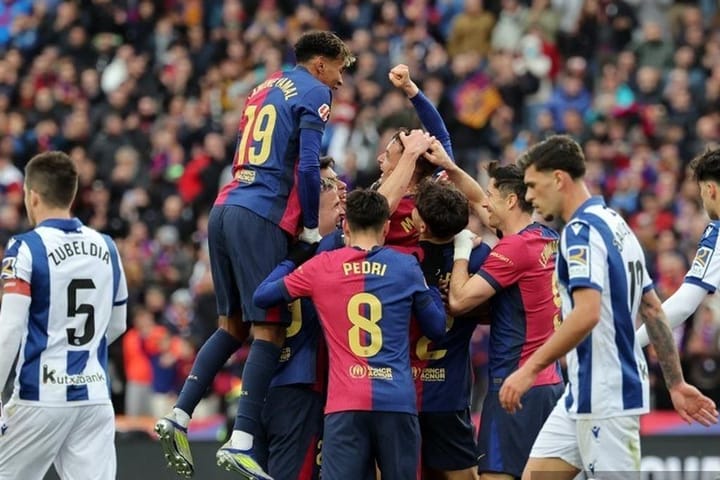 Barcelona lidera LaLiga, Atlético de Madrid al acecho y Real Madrid en crisis
