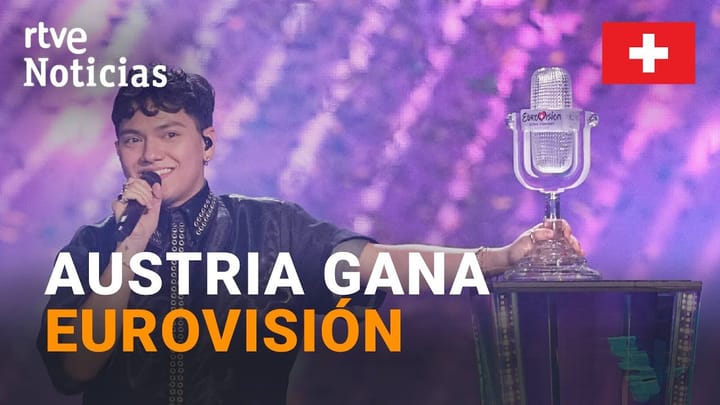Austria gana Eurovisión, hombre con micrófono y trofeo.