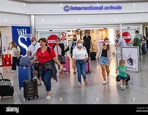 Tribunal federal detiene intento de revocar el parole humanitario para migrantes de Cuba y otros países